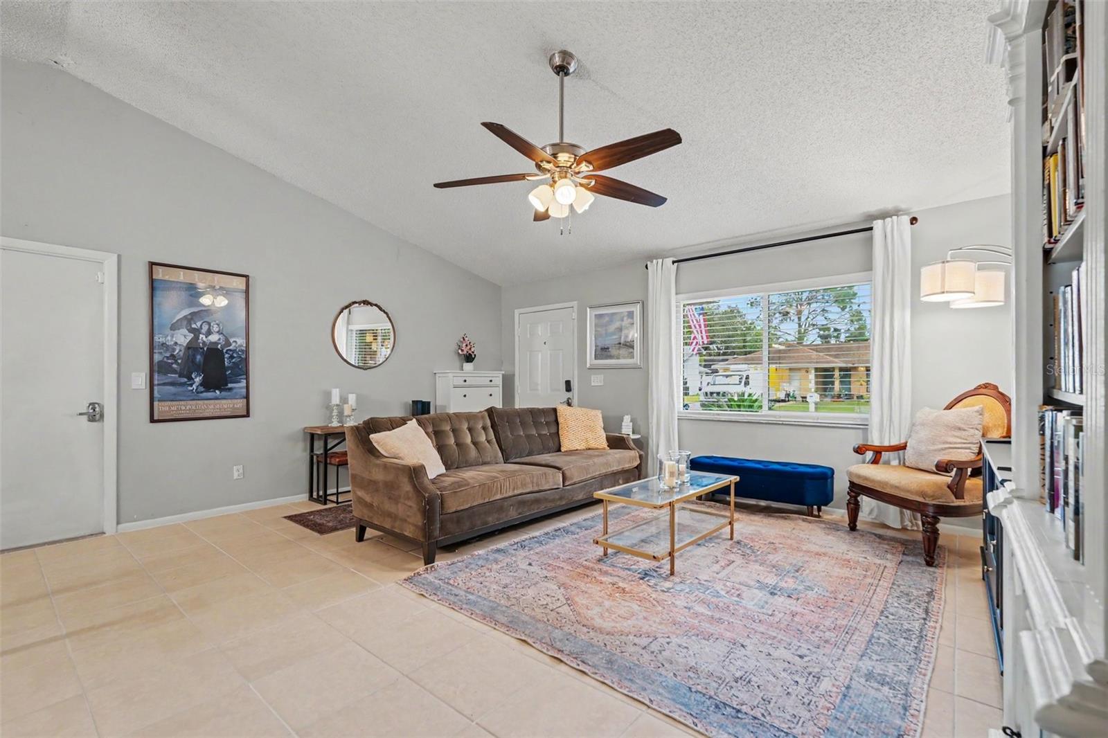 8064 FAWNRIDGE CIR — photo 9