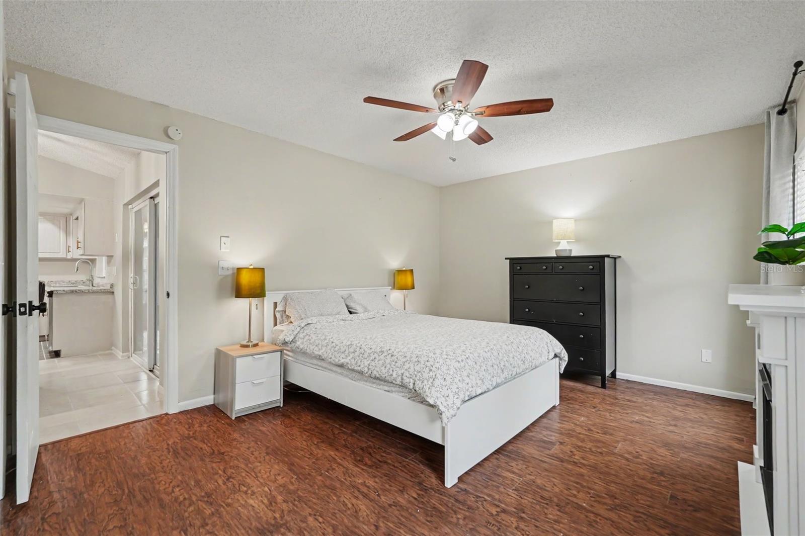 8064 FAWNRIDGE CIR — photo 15