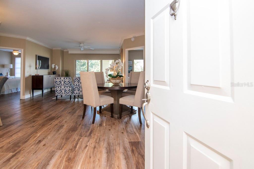 1002 S HARBOUR ISLAND BLVD #1302 — photo 4
