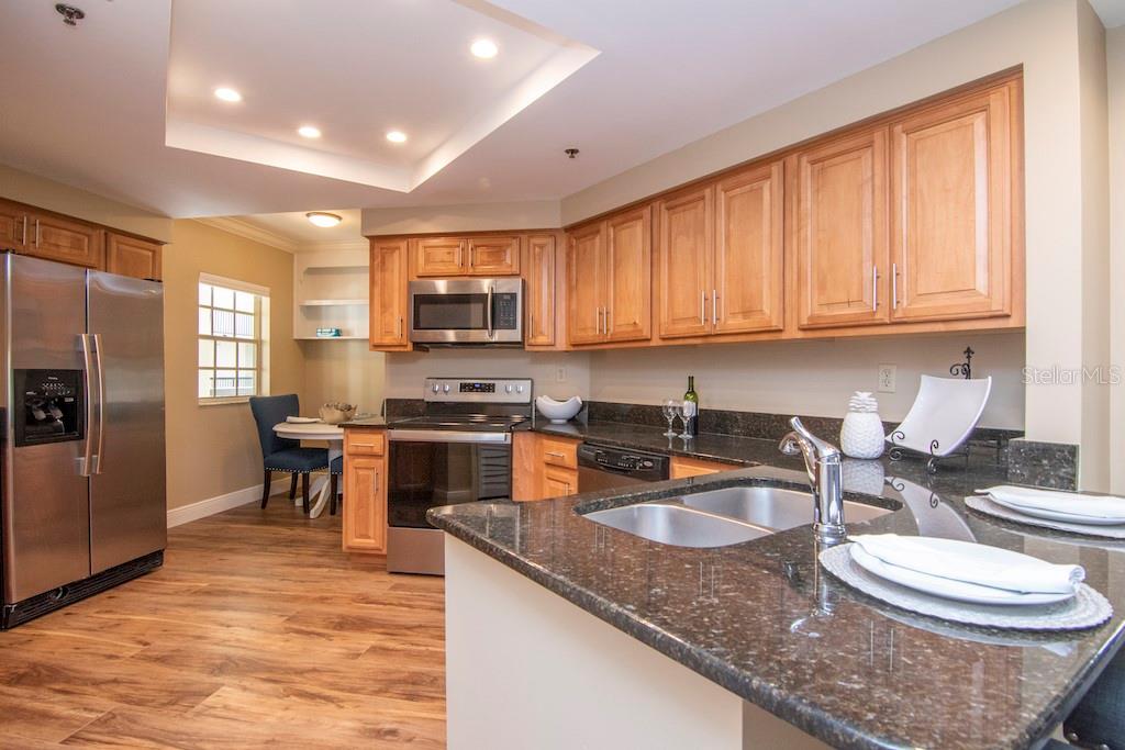 1002 S HARBOUR ISLAND BLVD #1302 — photo 9