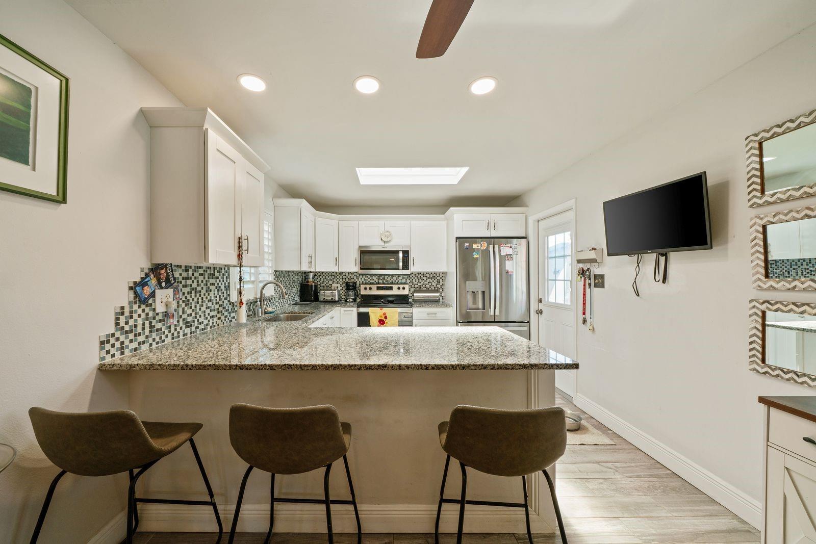 10713 DALTON AVE — photo 7