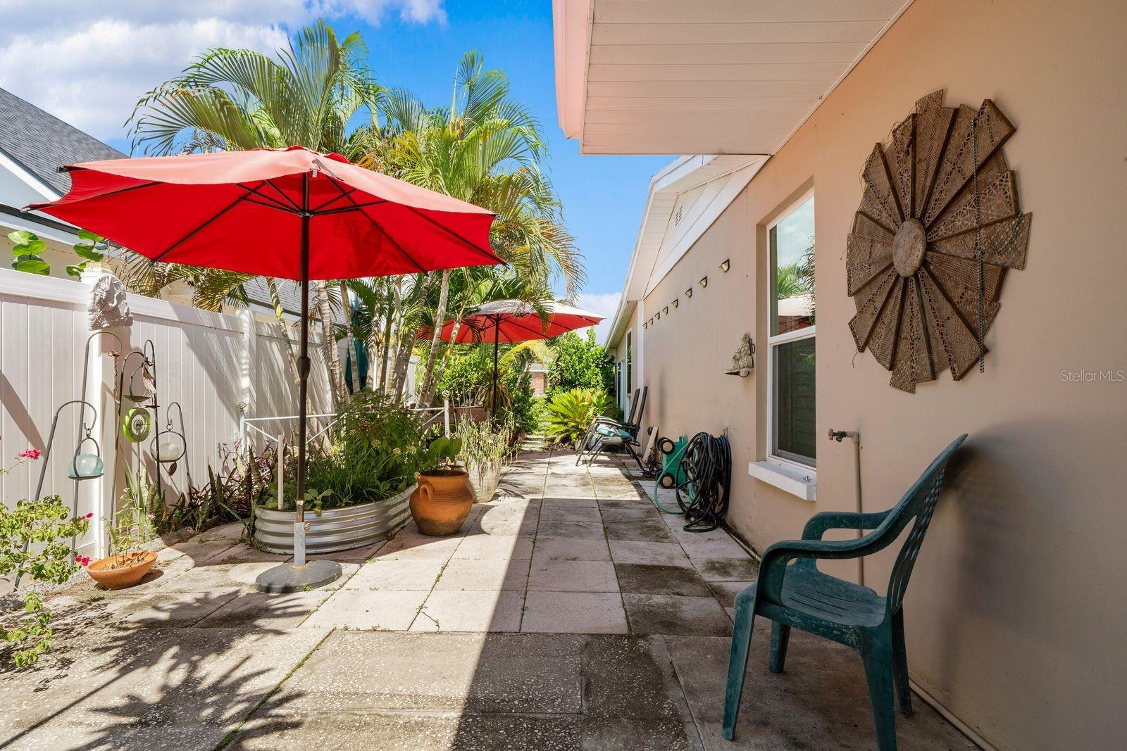 10713 DALTON AVE — photo 27