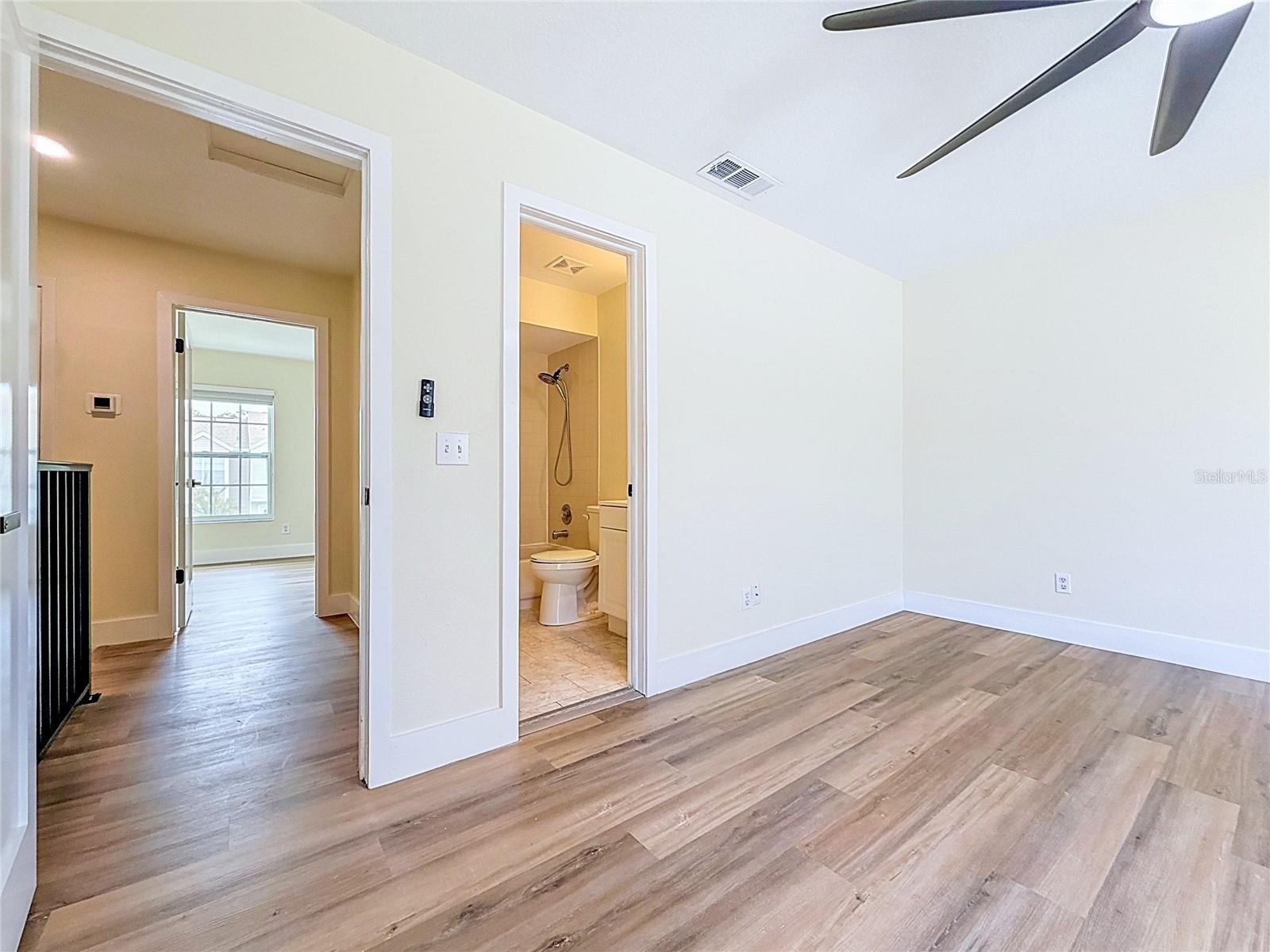 16110 RAMBLING VINE DR W — photo 37