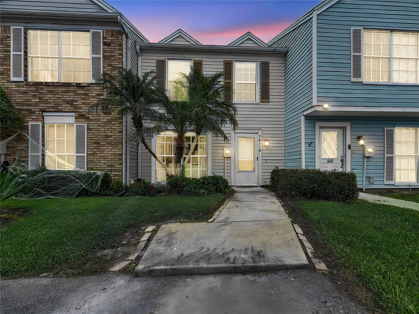 16110 RAMBLING VINE DR W — photo 8