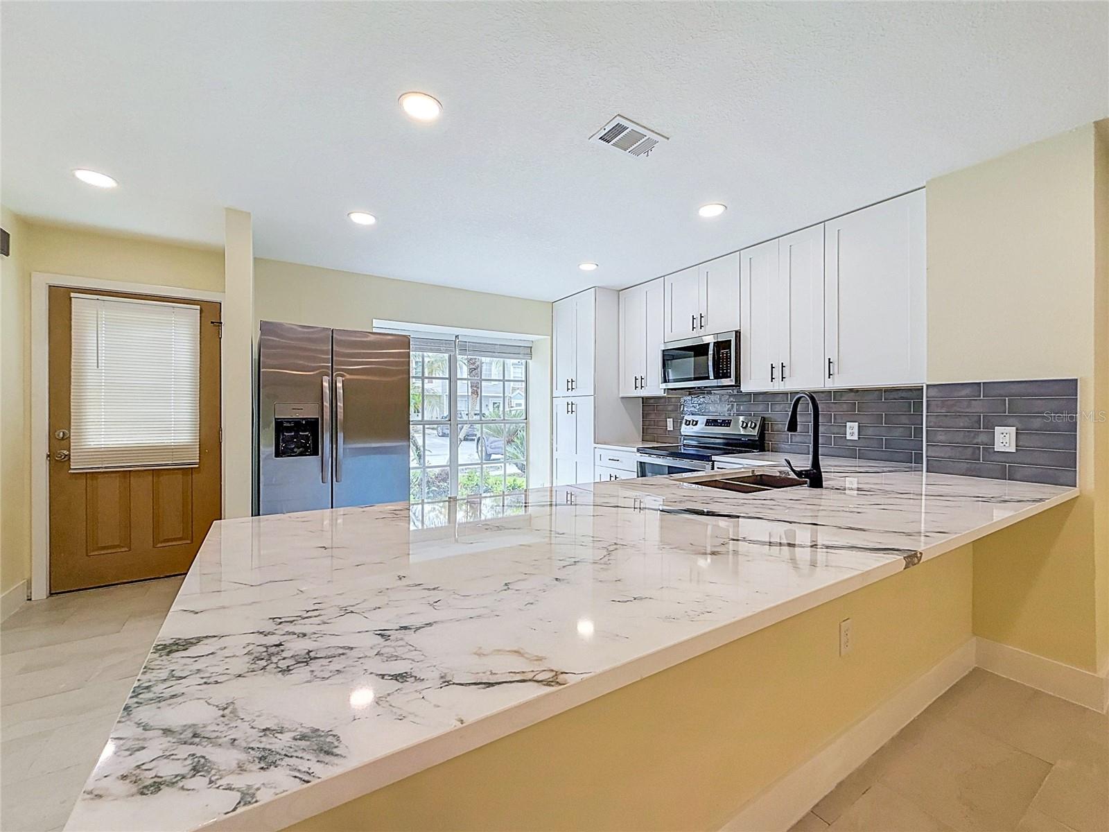 16110 RAMBLING VINE DR W — photo 27