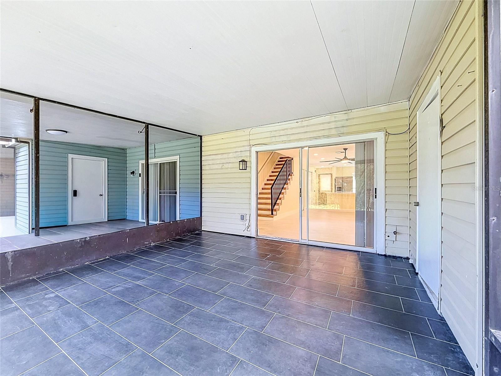 16110 RAMBLING VINE DR W — photo 42