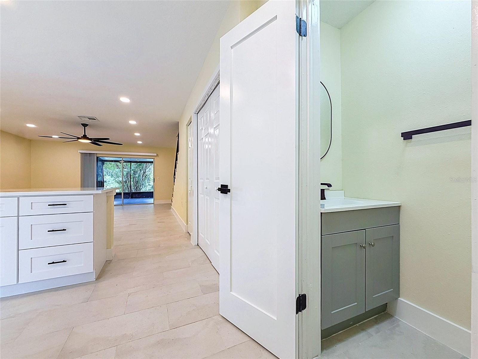 16110 RAMBLING VINE DR W — photo 12
