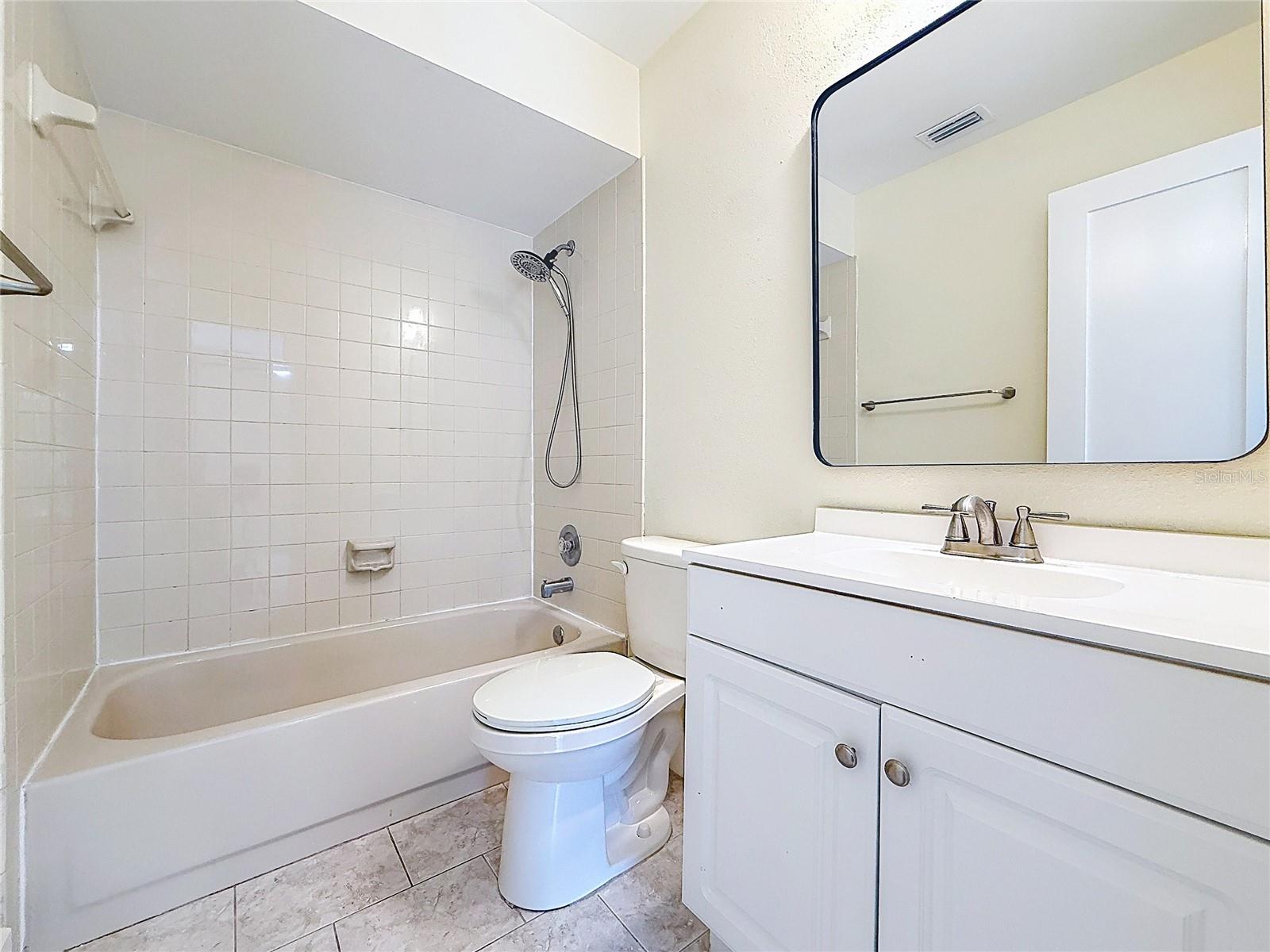 16110 RAMBLING VINE DR W — photo 40