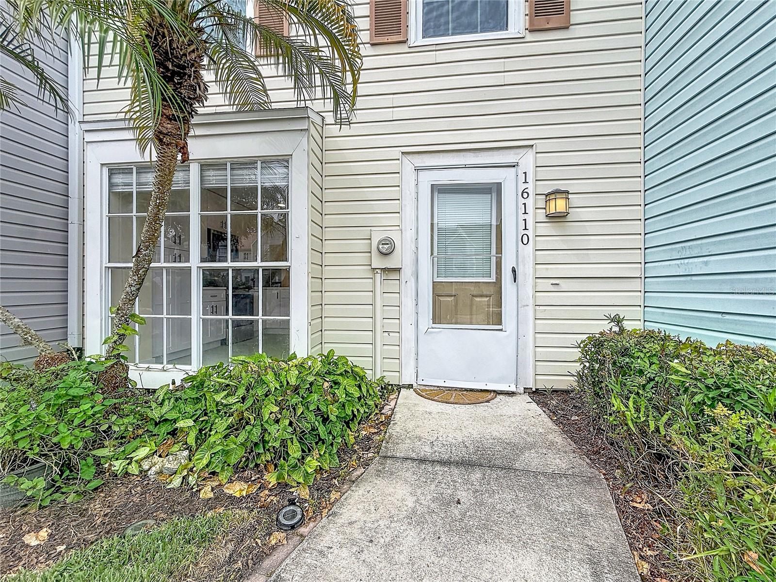 16110 RAMBLING VINE DR W — photo 7