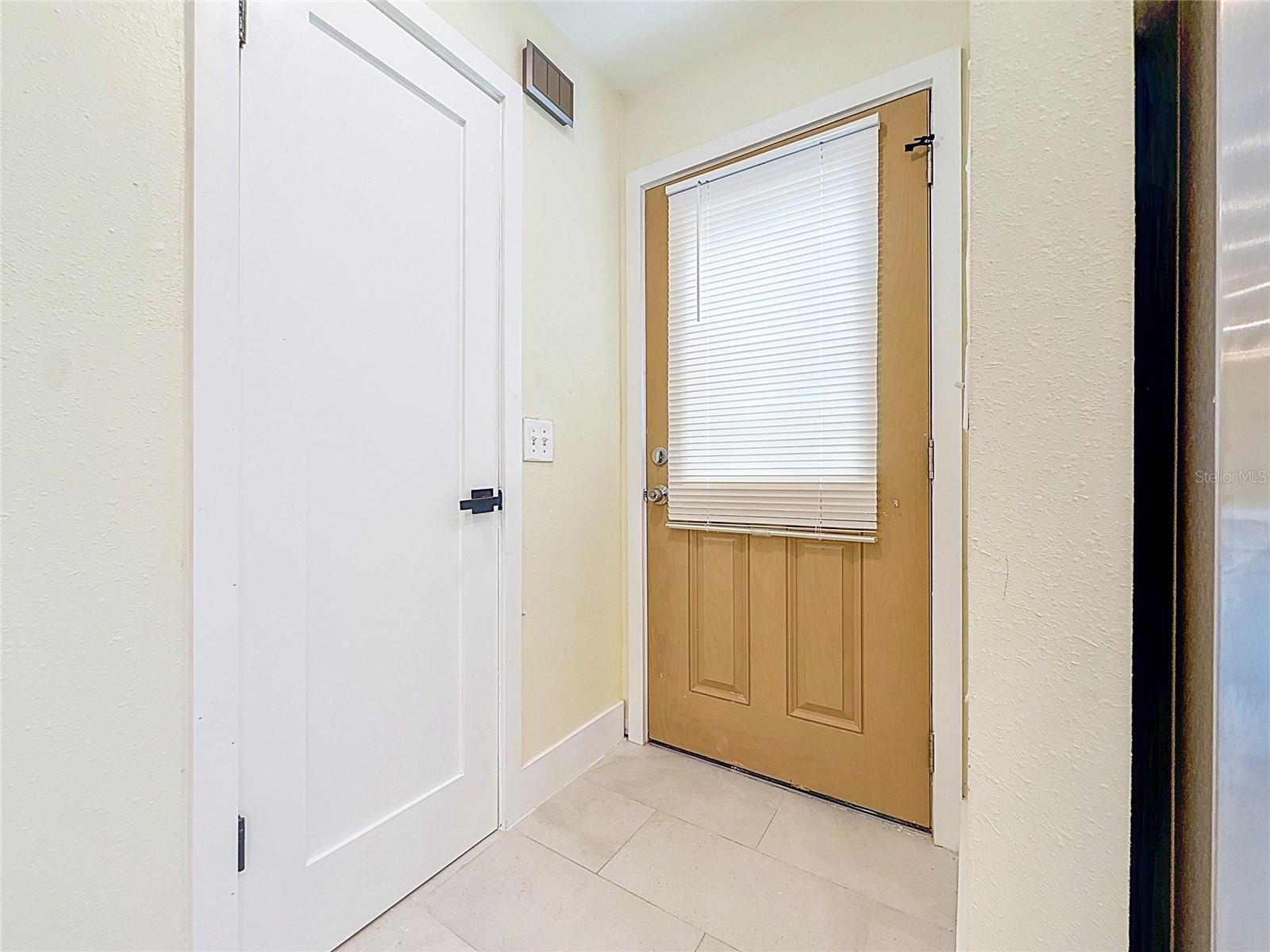 16110 RAMBLING VINE DR W — photo 11
