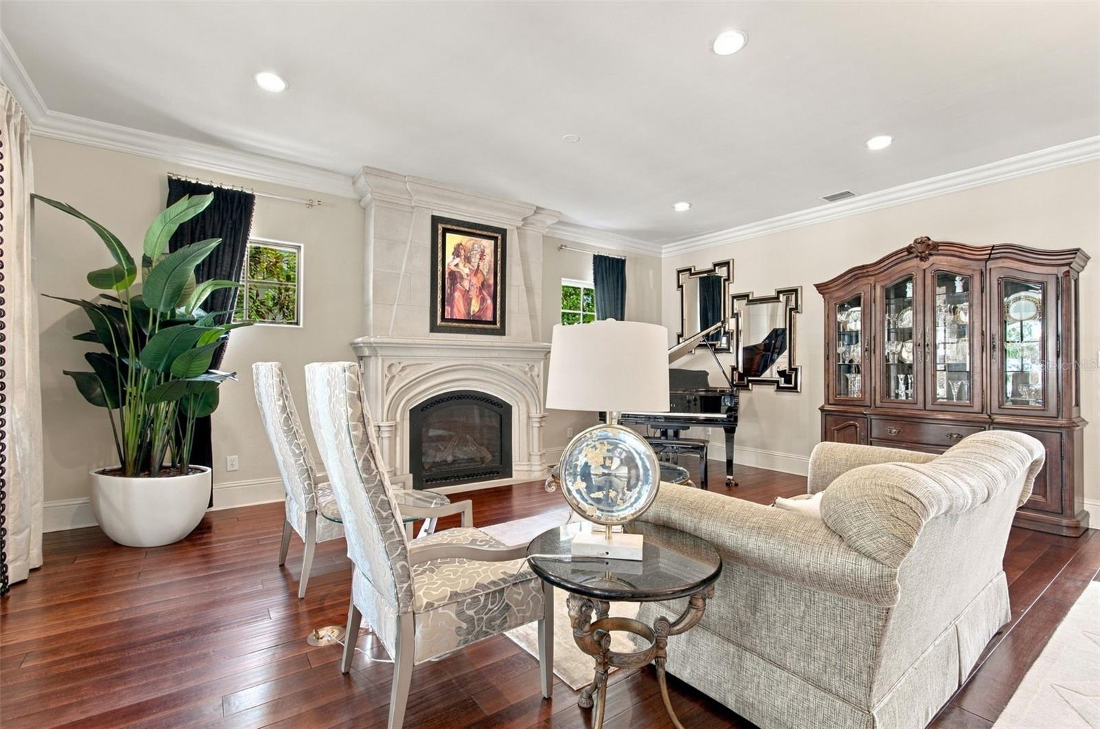 58 MARTINIQUE AVE #1/2 — photo 18