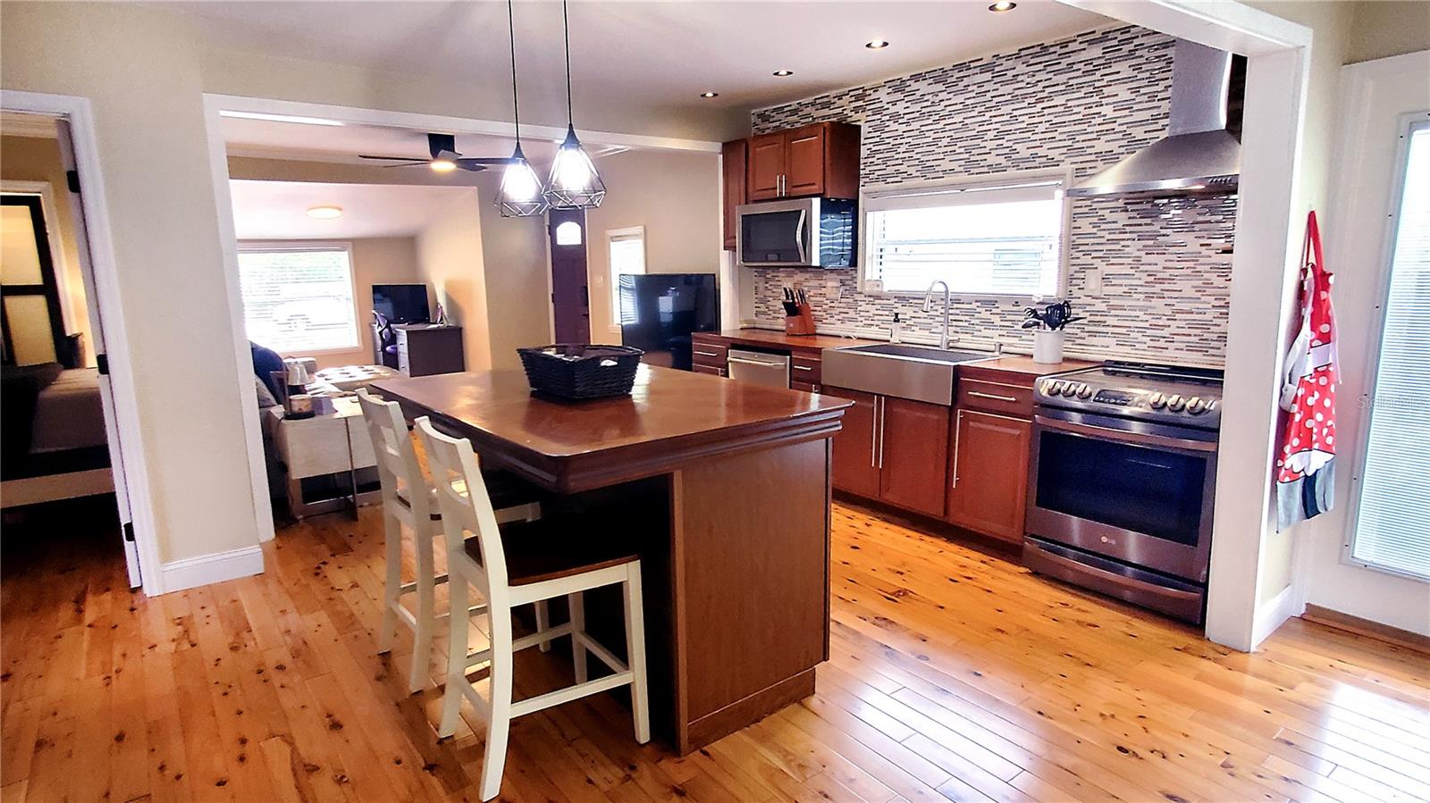 1722 ALBEMARLE RD — photo 5