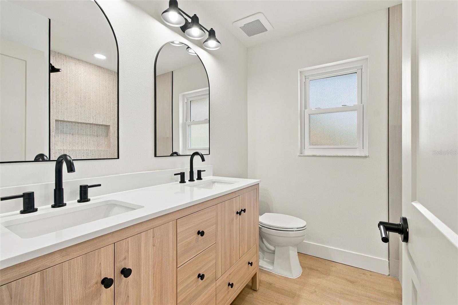 2654 AUGUSTA DR N — photo 54