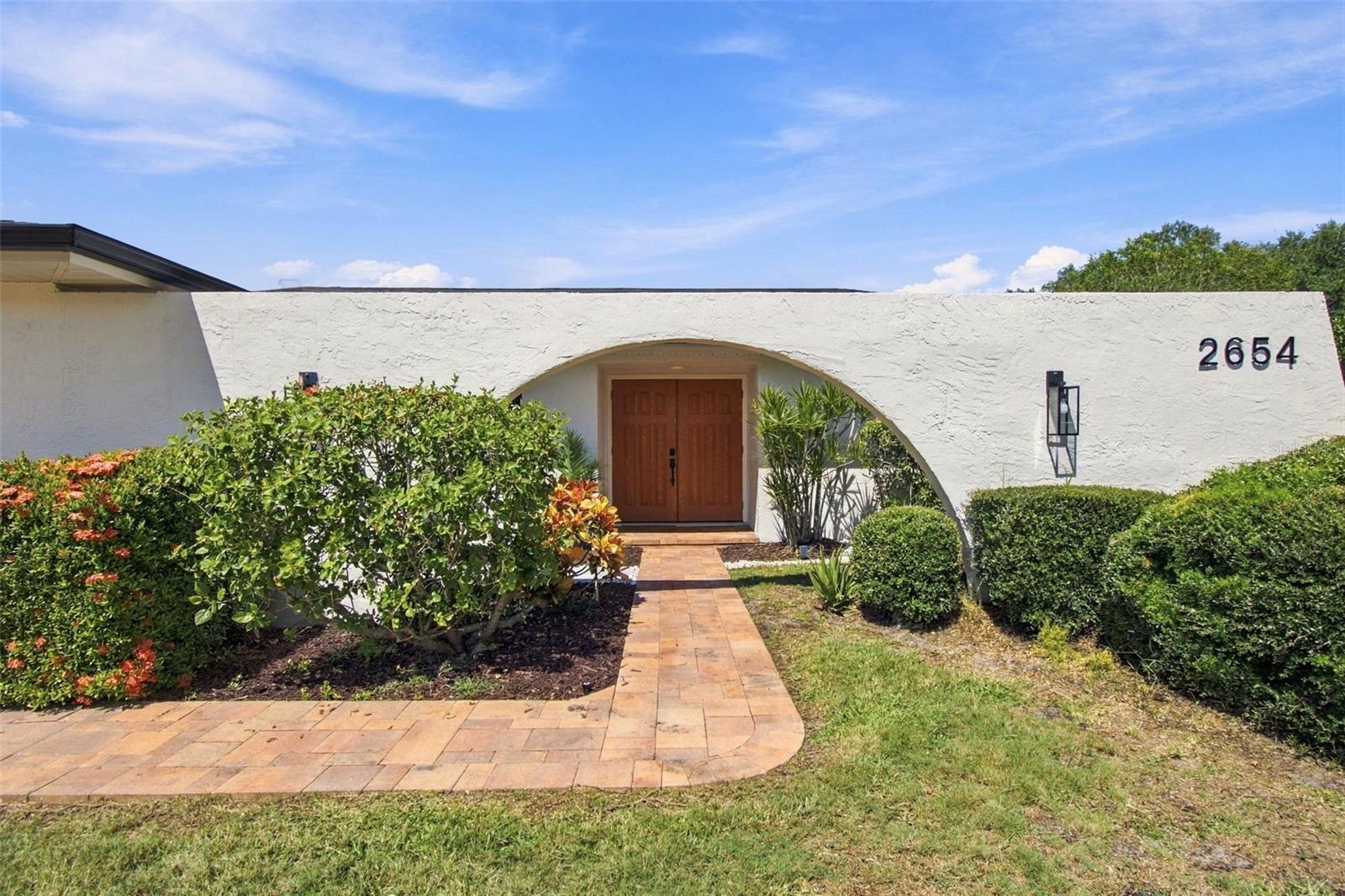 2654 AUGUSTA DR N — photo 3