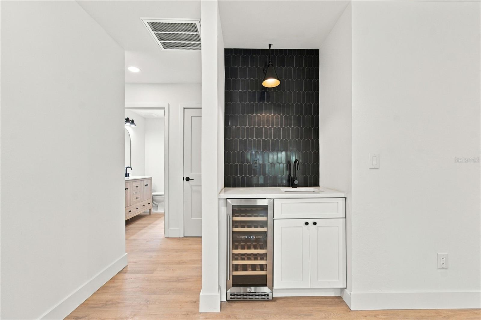 2654 AUGUSTA DR N — photo 36