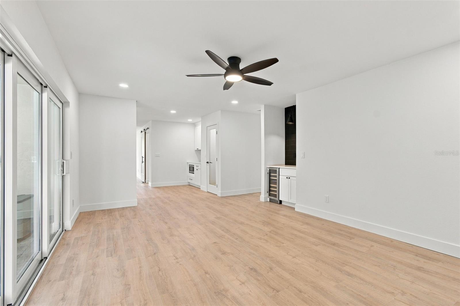 2654 AUGUSTA DR N — photo 35