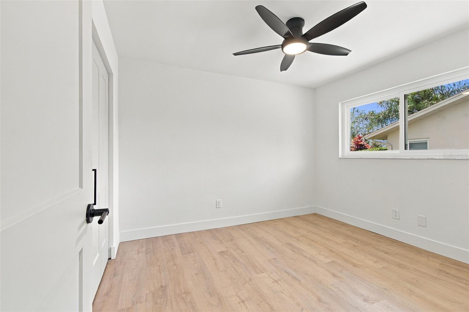 2654 AUGUSTA DR N — photo 58