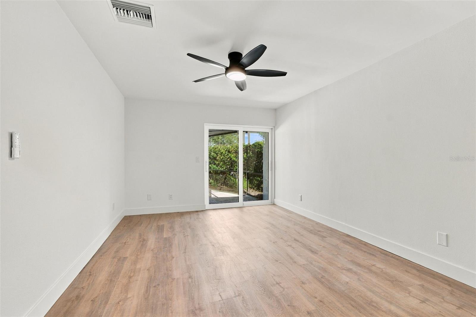 2654 AUGUSTA DR N — photo 40