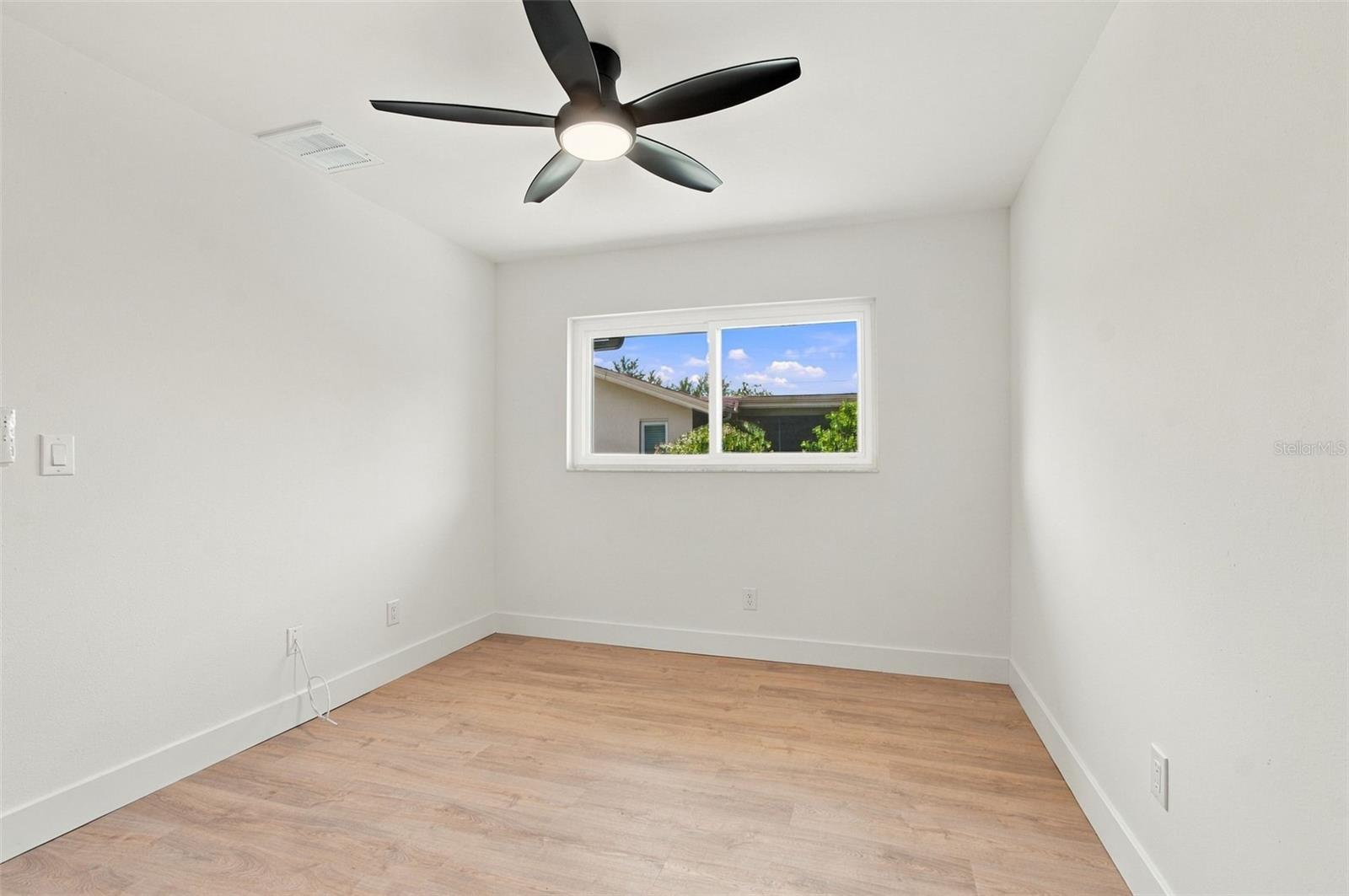 2654 AUGUSTA DR N — photo 51