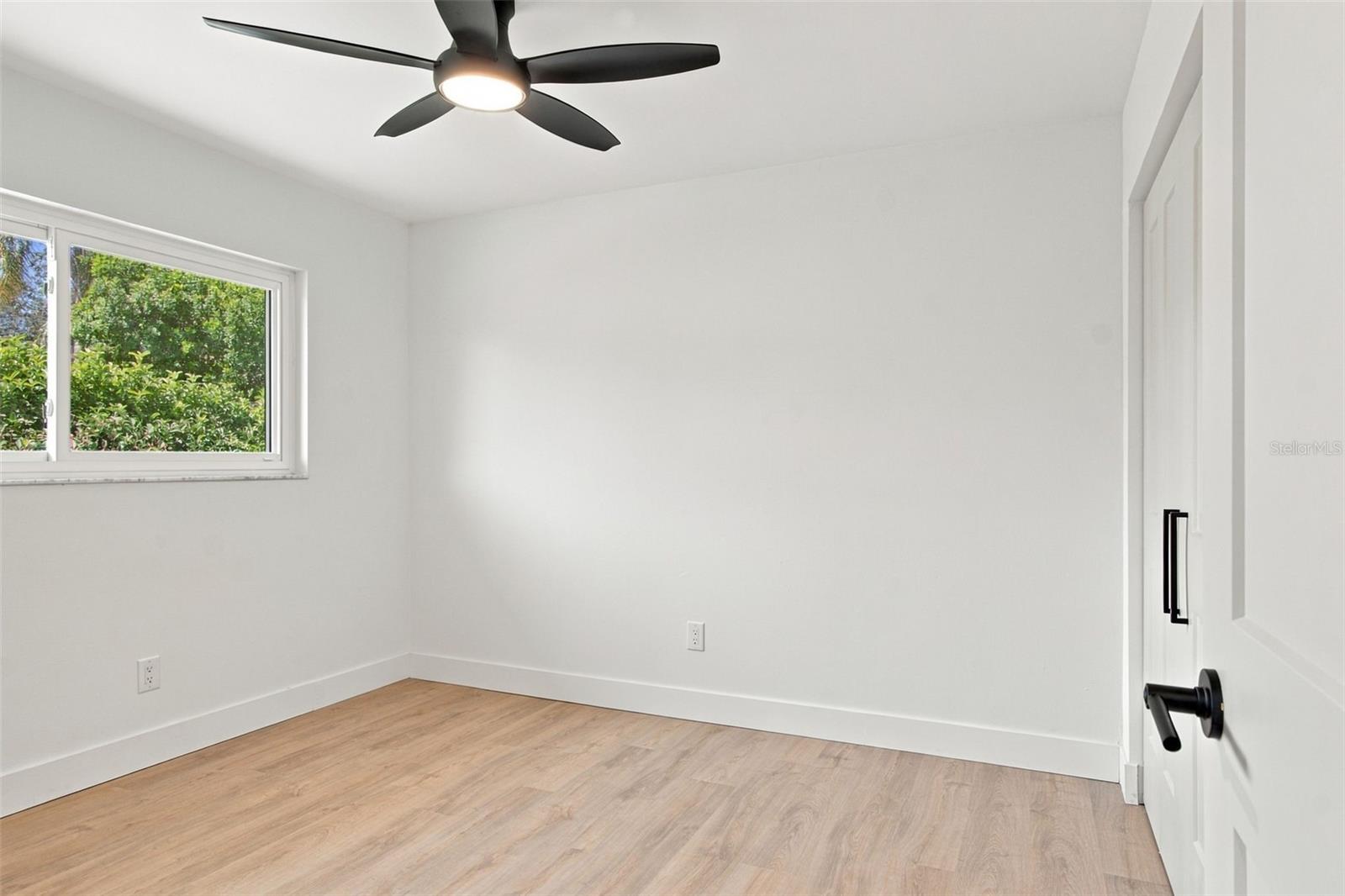 2654 AUGUSTA DR N — photo 50