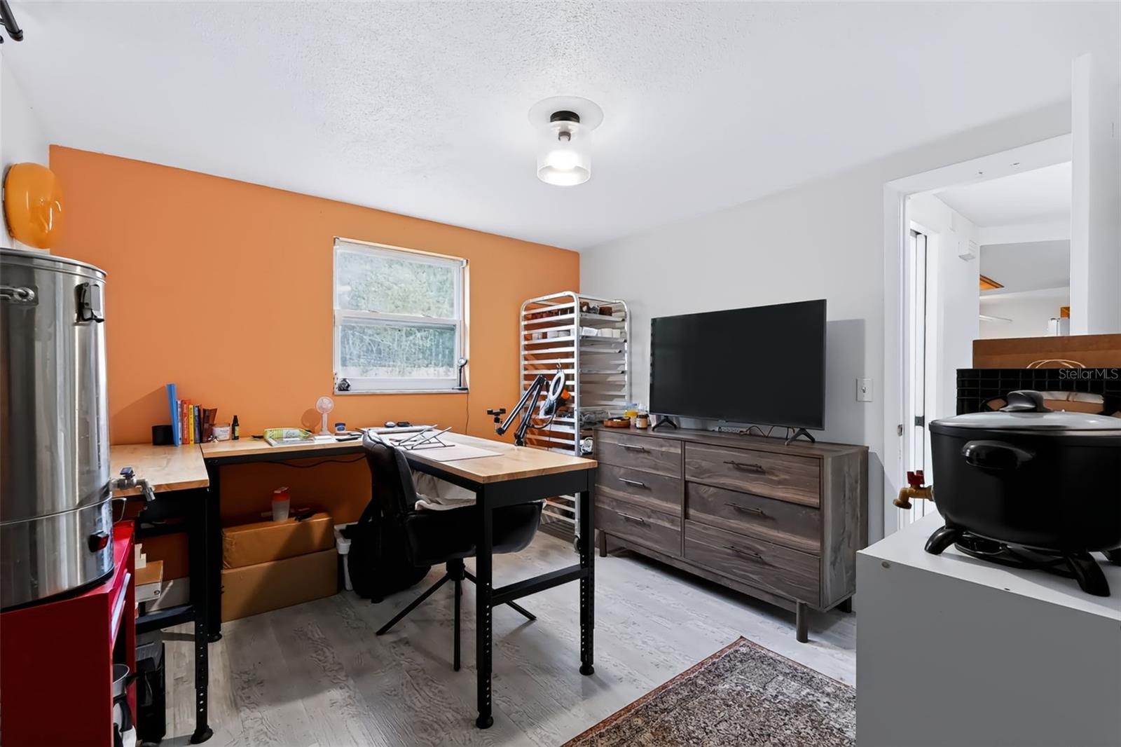 9300 UNICORN AVE — photo 15