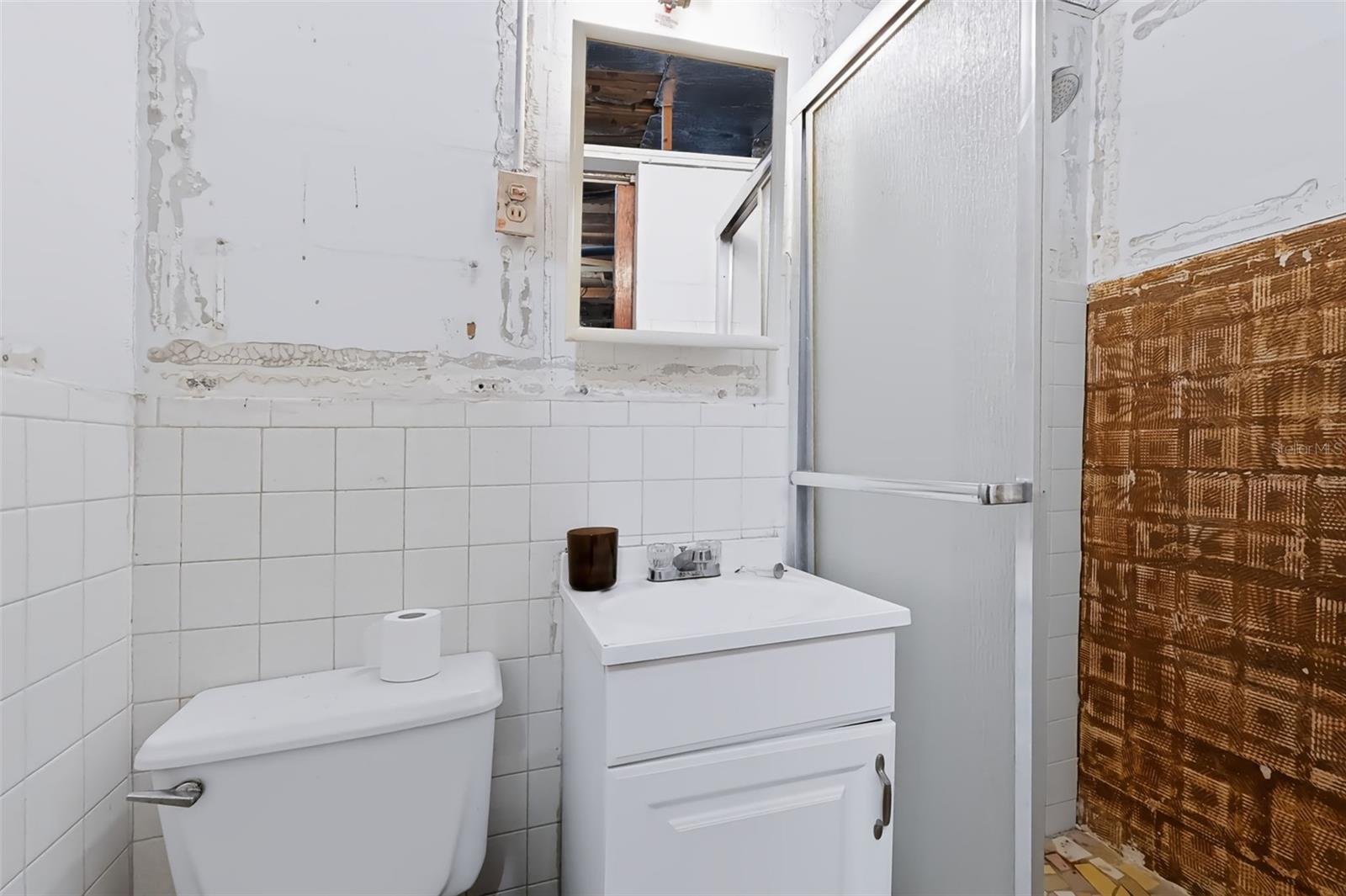 9300 UNICORN AVE — photo 21