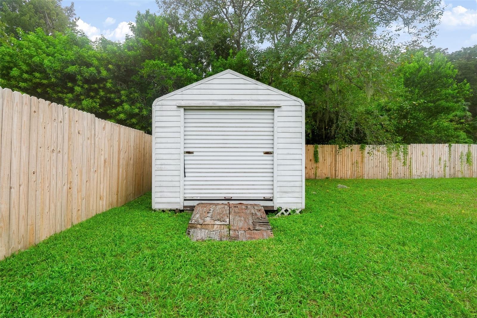 9300 UNICORN AVE — photo 22
