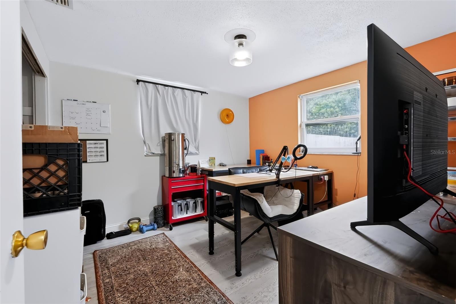 9300 UNICORN AVE — photo 14