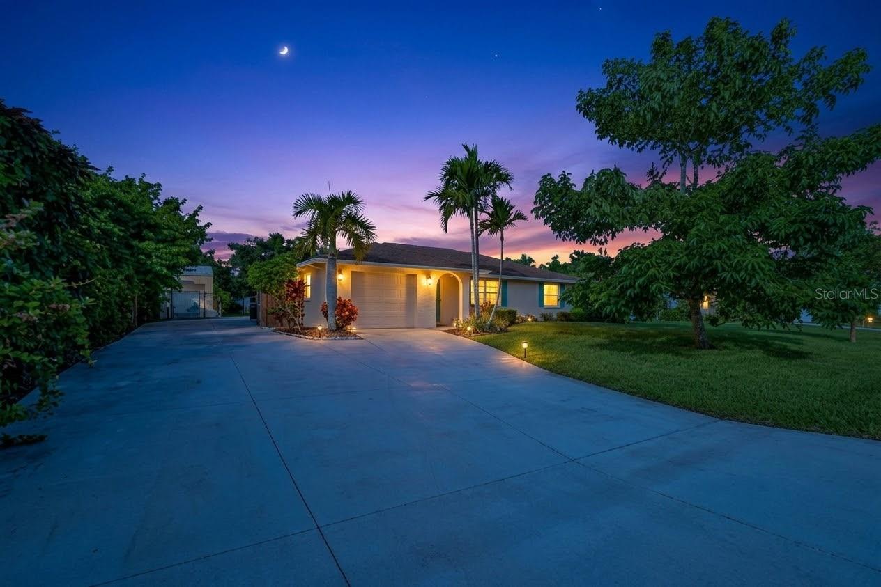 4708 ALLIGATOR DR — photo 43
