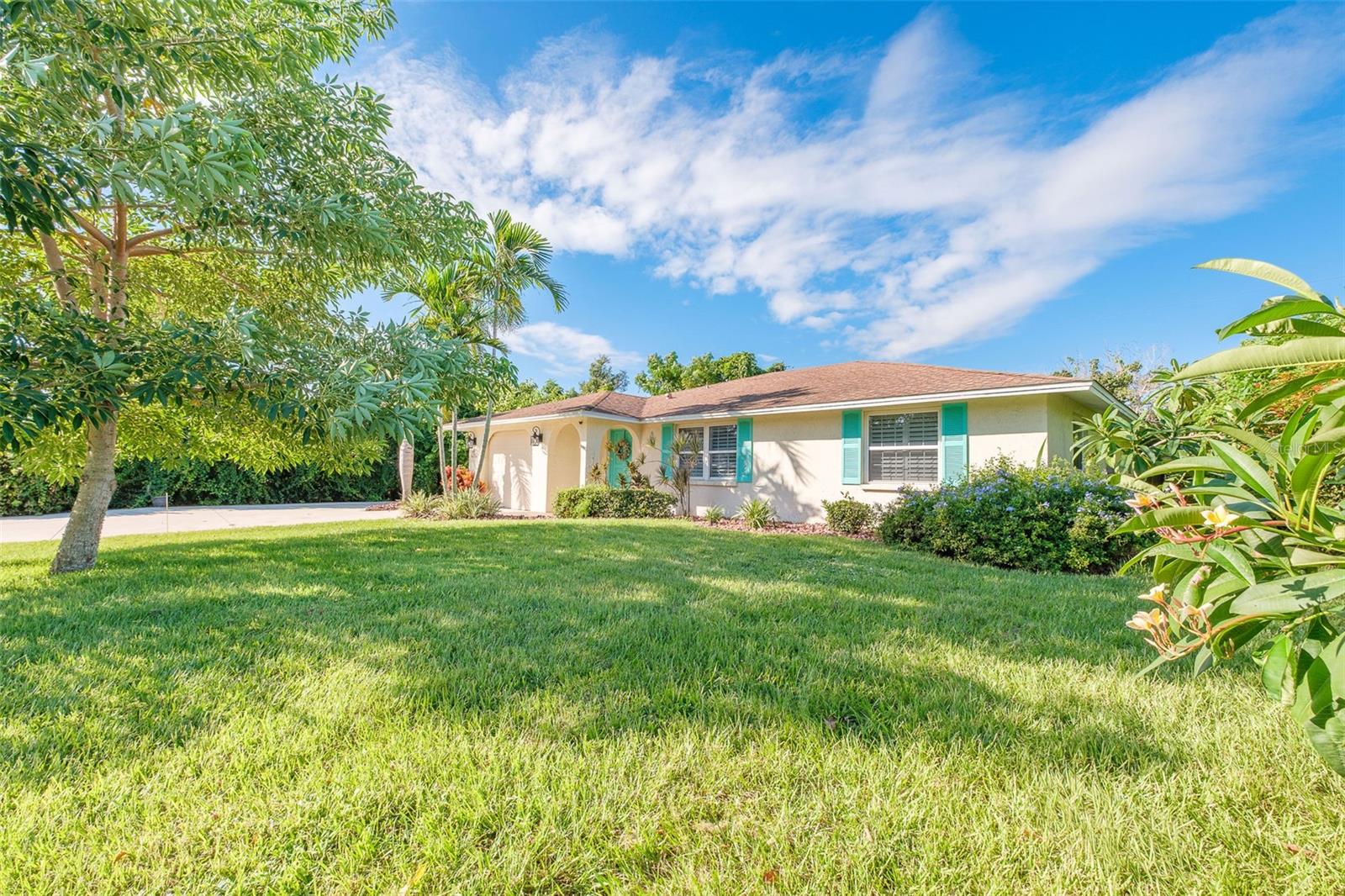 4708 ALLIGATOR DR — photo 3