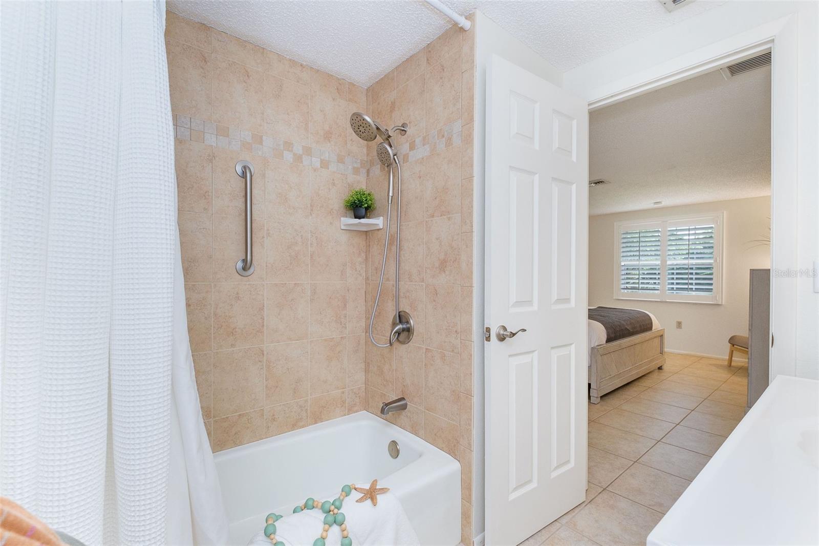 4708 ALLIGATOR DR — photo 25