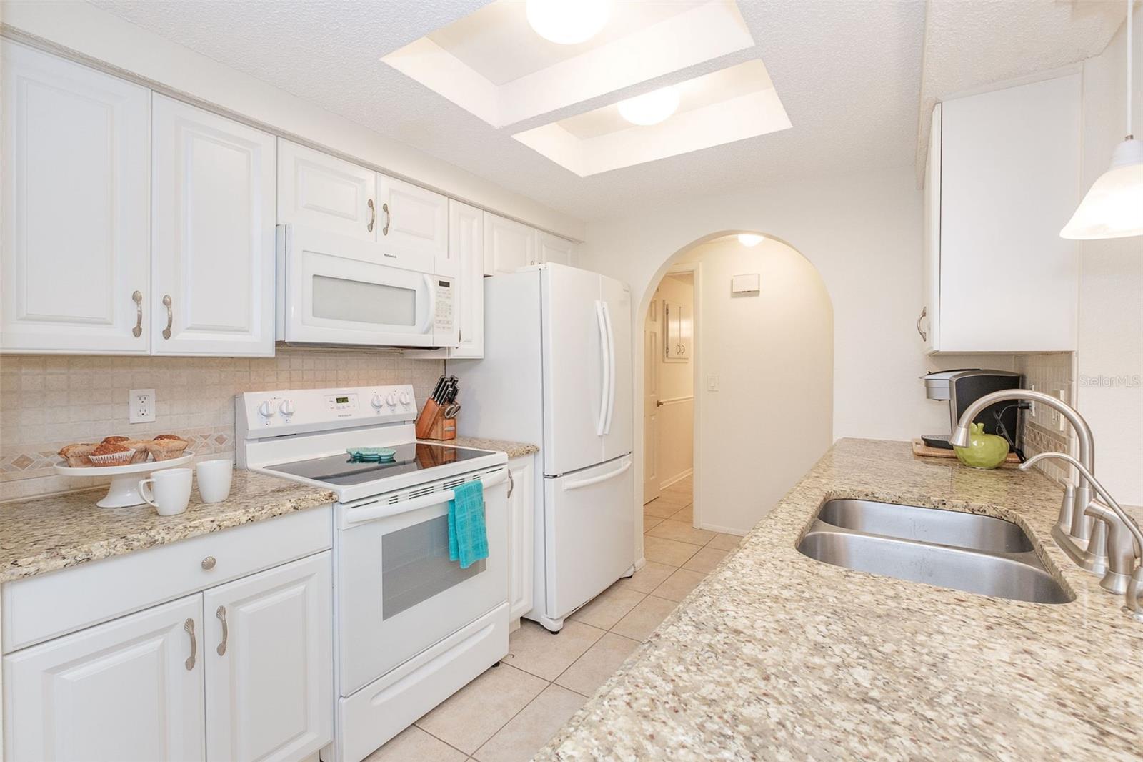4708 ALLIGATOR DR — photo 11