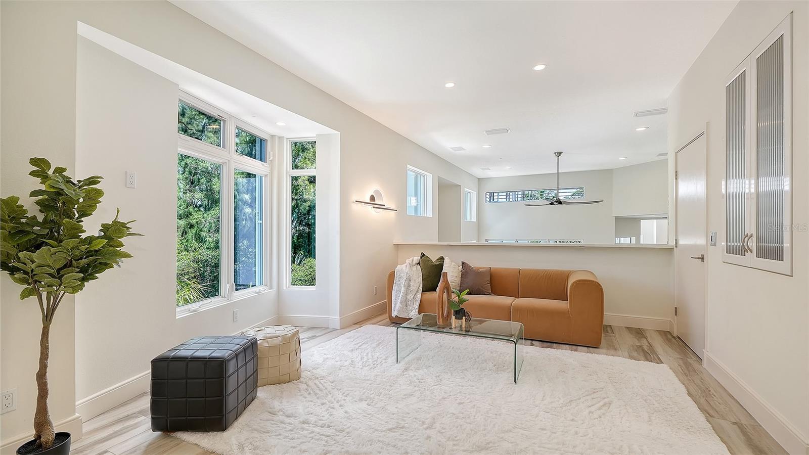 3718 SANDSPUR LN — photo 22