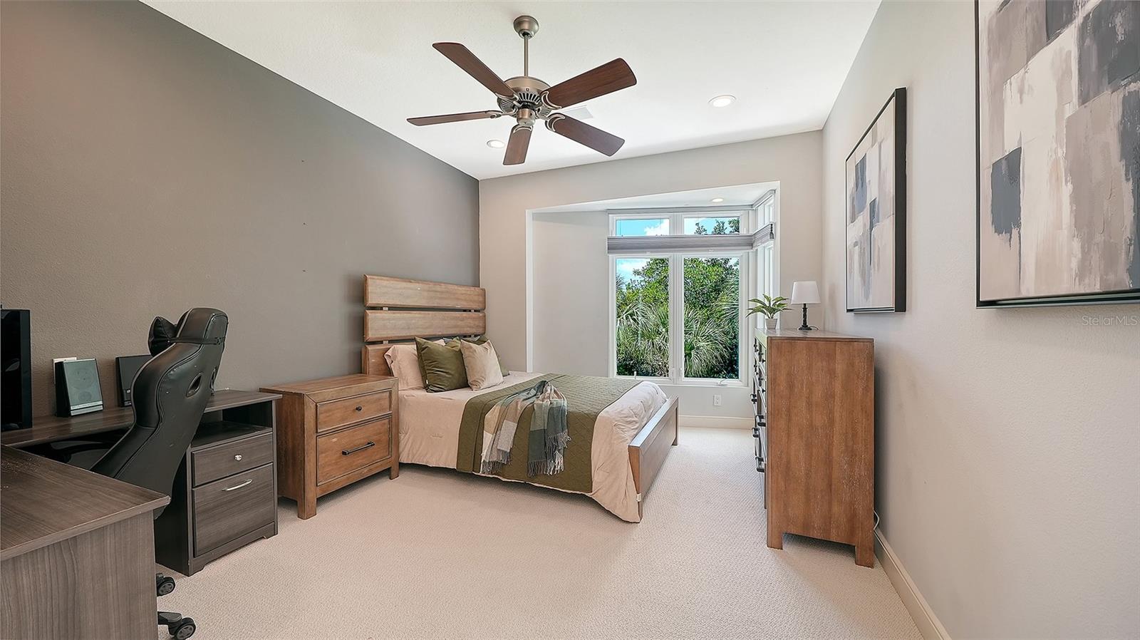 3718 SANDSPUR LN — photo 25