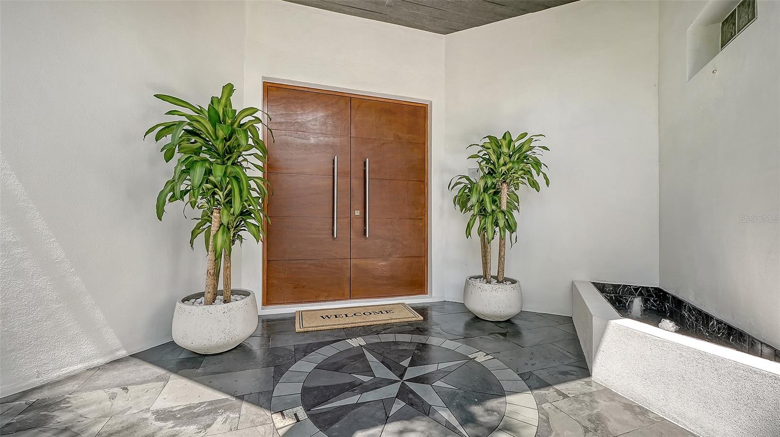 3718 SANDSPUR LN — photo 4