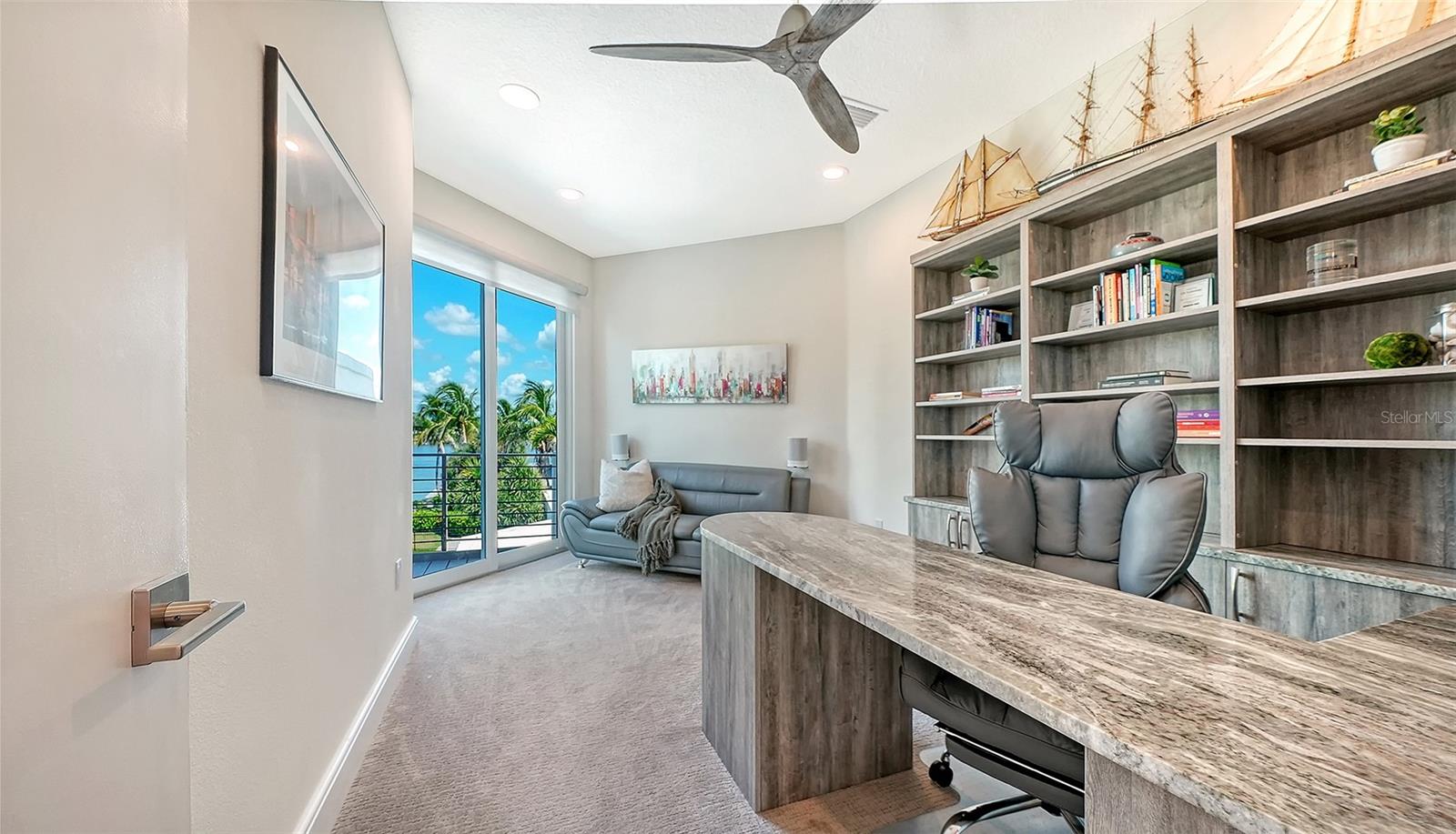 3718 SANDSPUR LN — photo 29