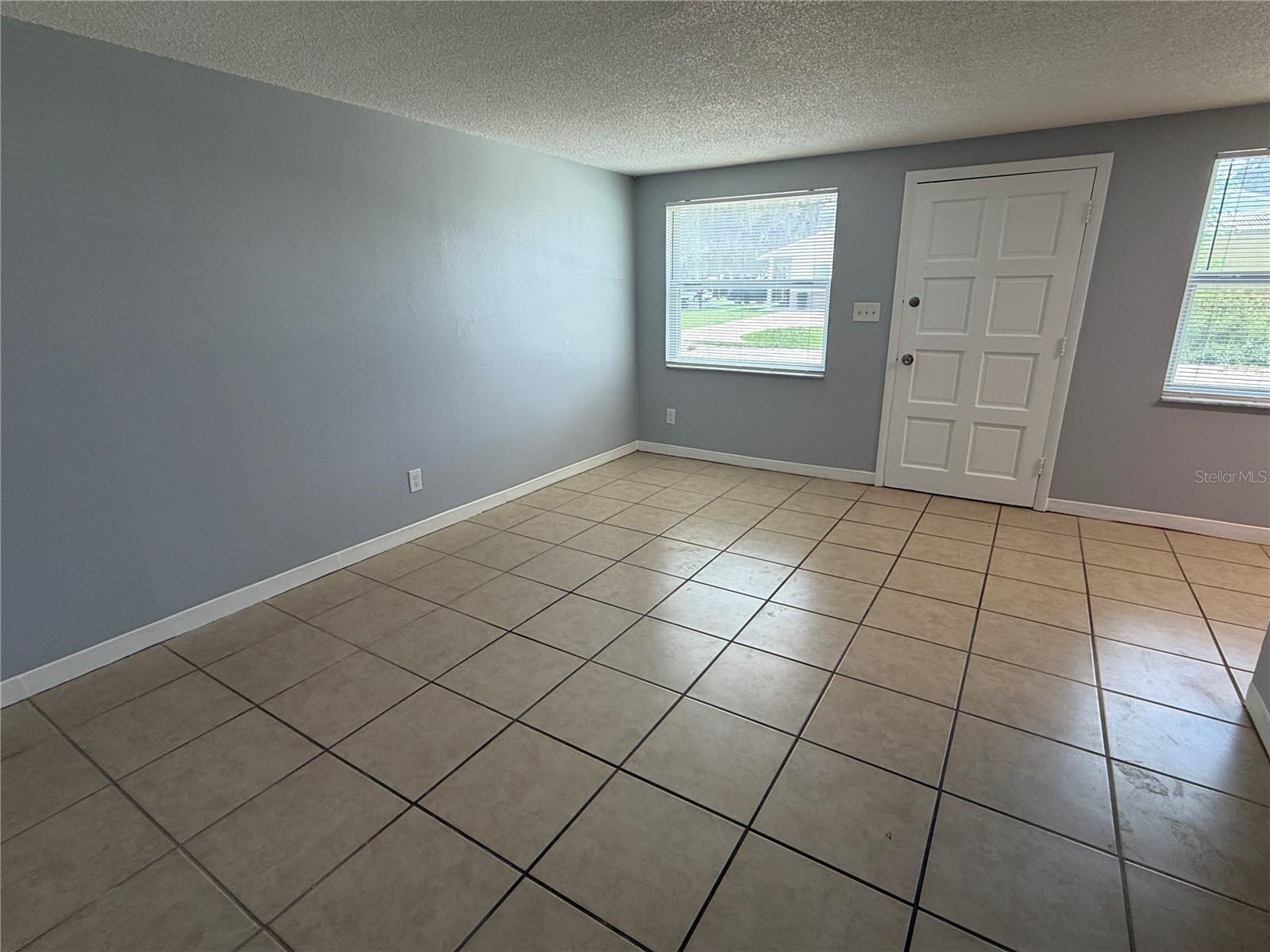5819 MONROE ST — photo 2
