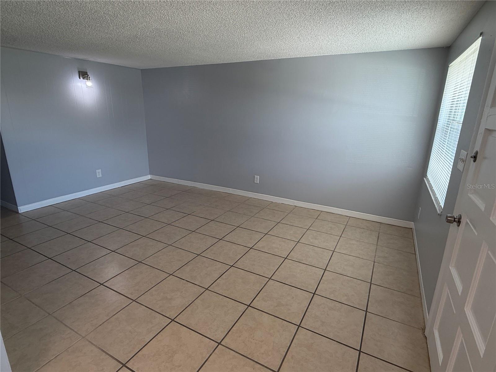 5819 MONROE ST — photo 3