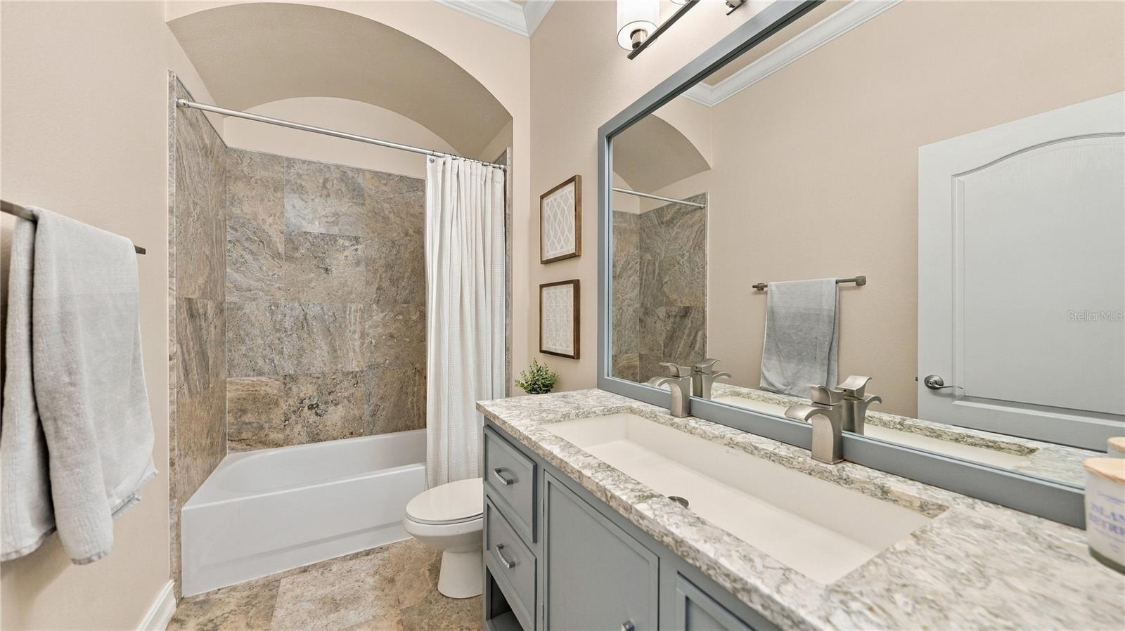 11403 GRAMERCY PARK AVE — photo 27