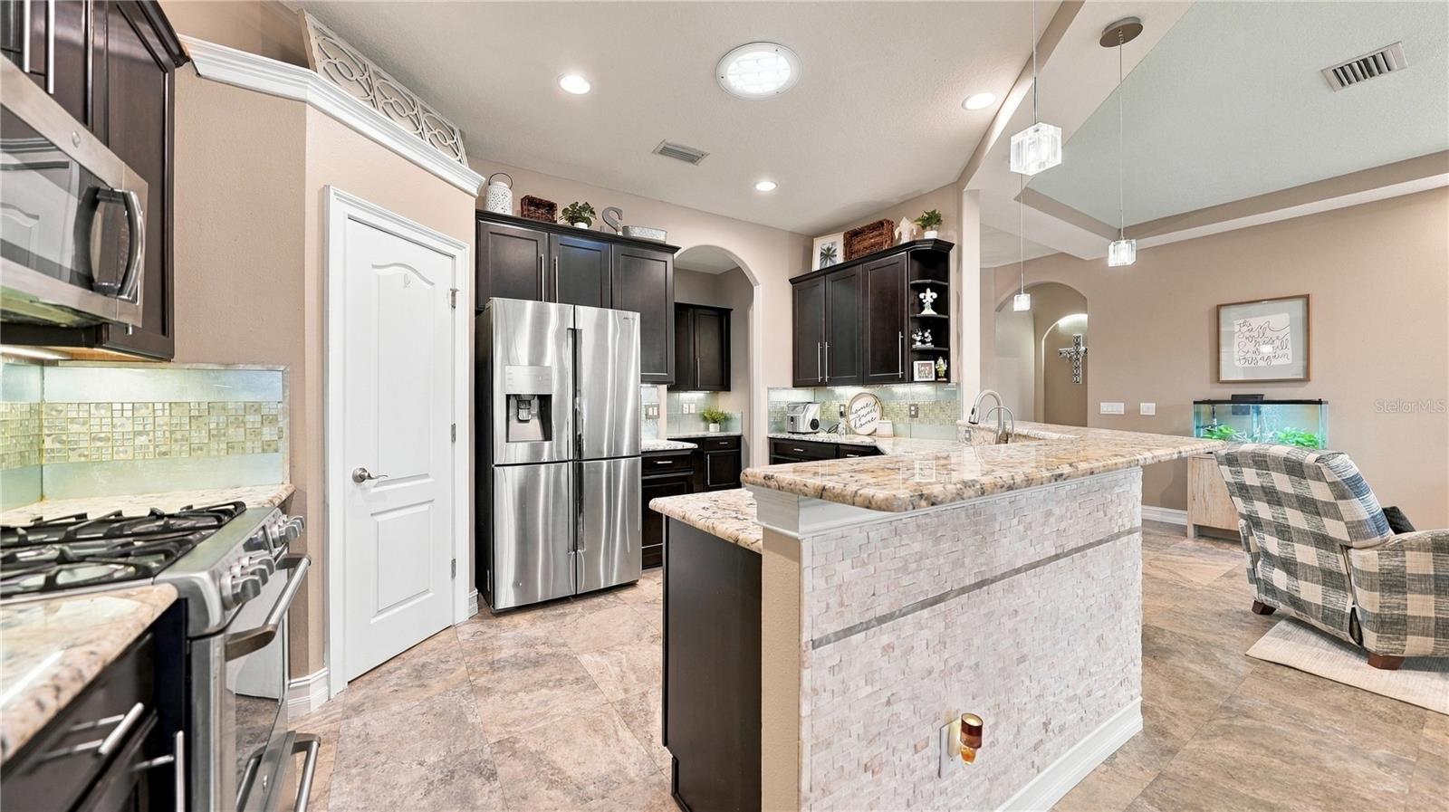 11403 GRAMERCY PARK AVE — photo 15