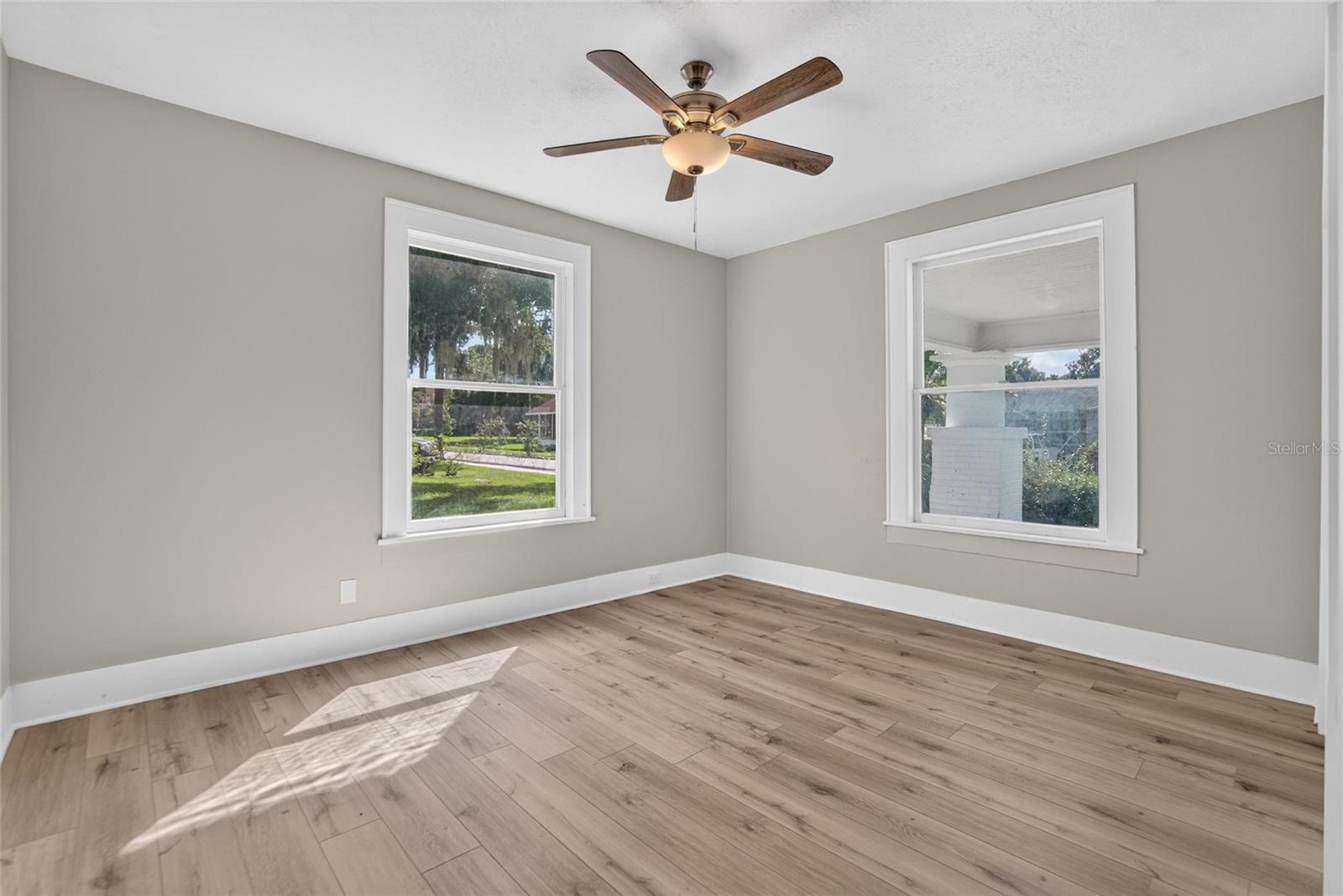 408 W HERRING ST — photo 13