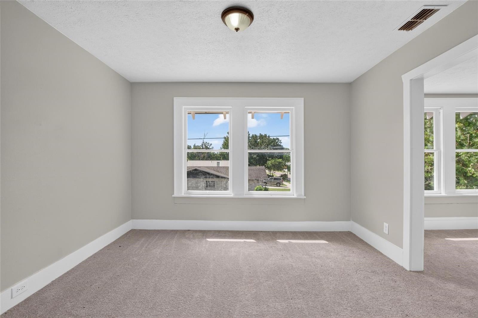408 W HERRING ST — photo 47