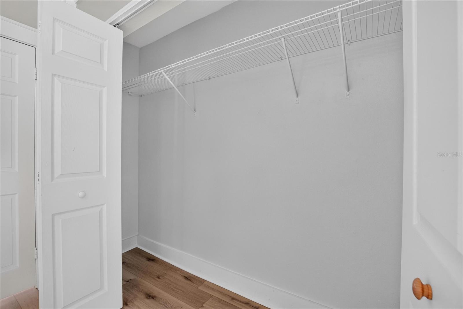 408 W HERRING ST — photo 33