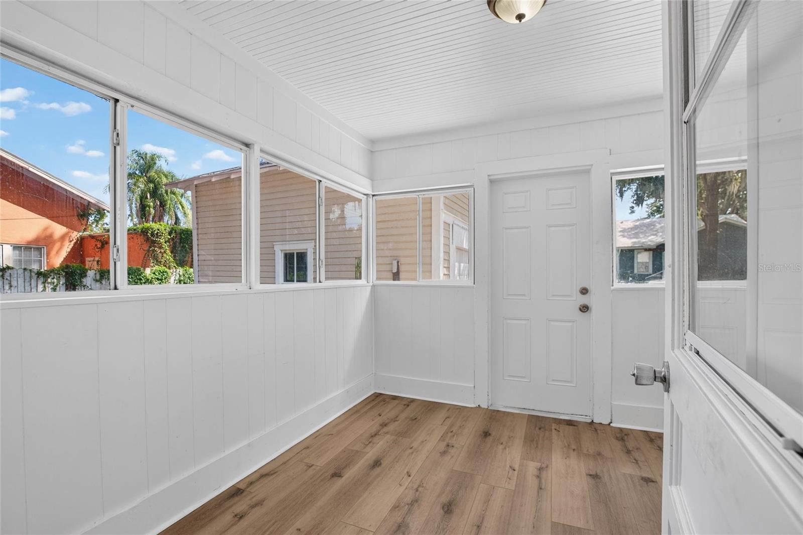 408 W HERRING ST — photo 56