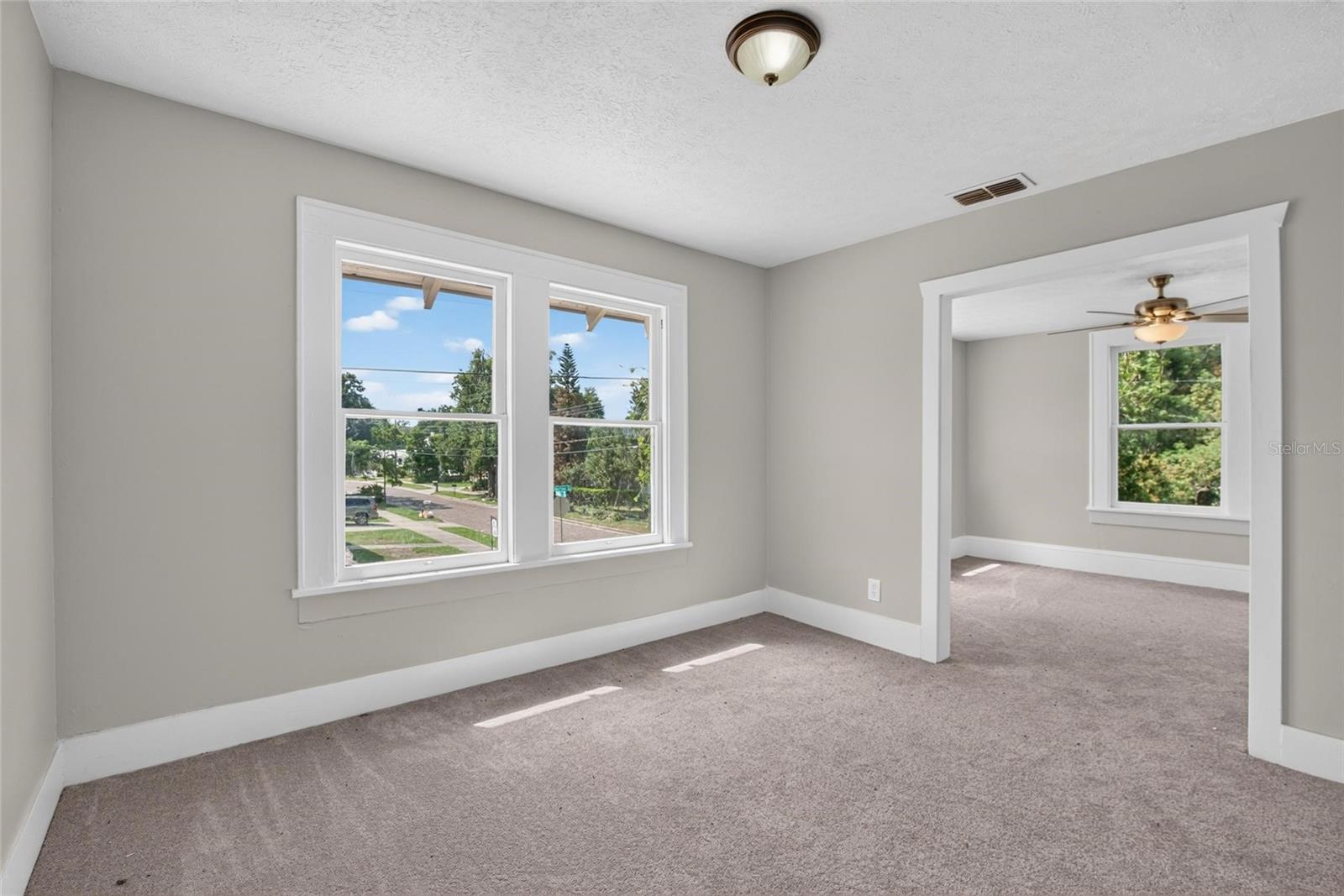 408 W HERRING ST — photo 48