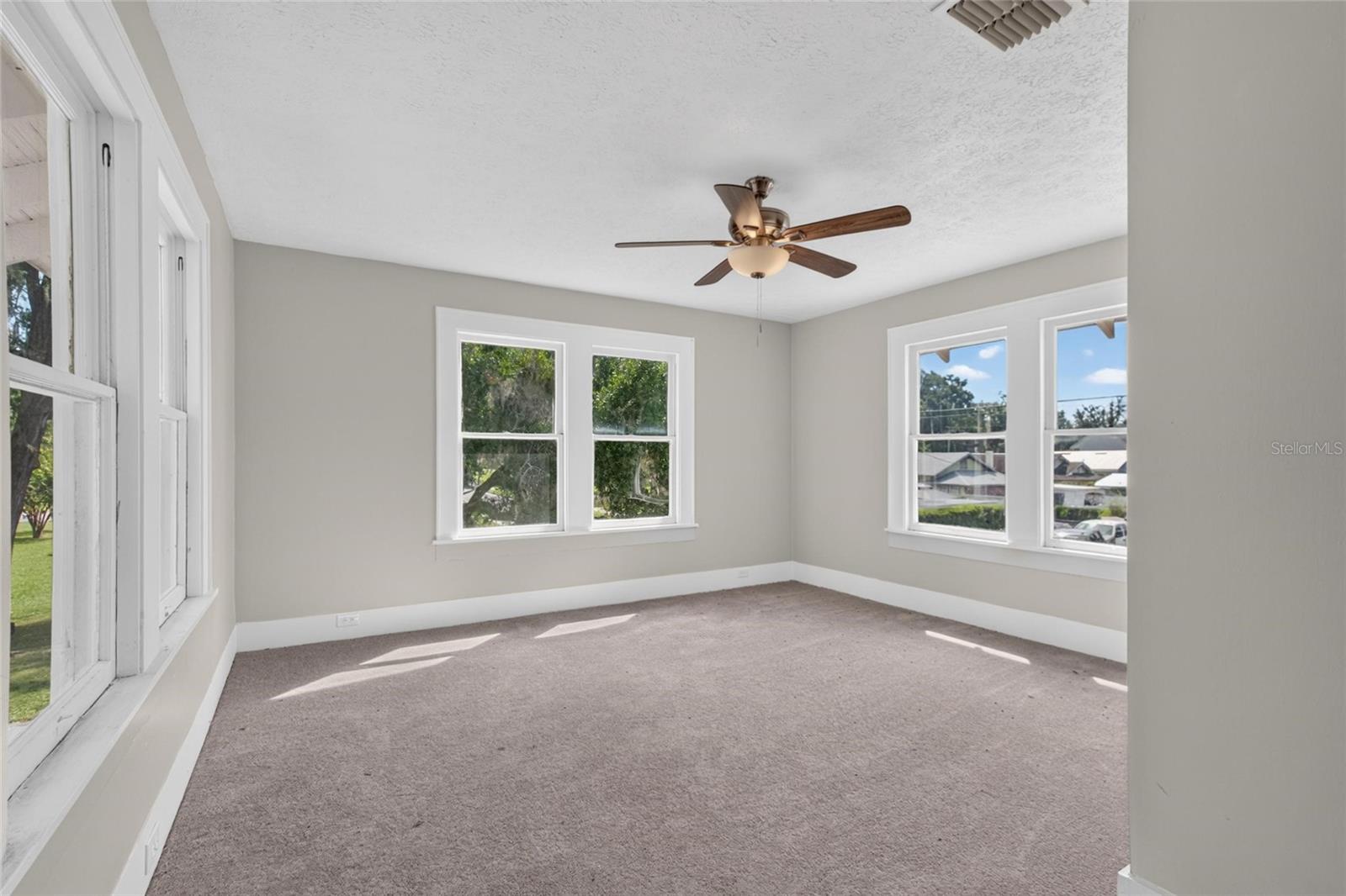 408 W HERRING ST — photo 39