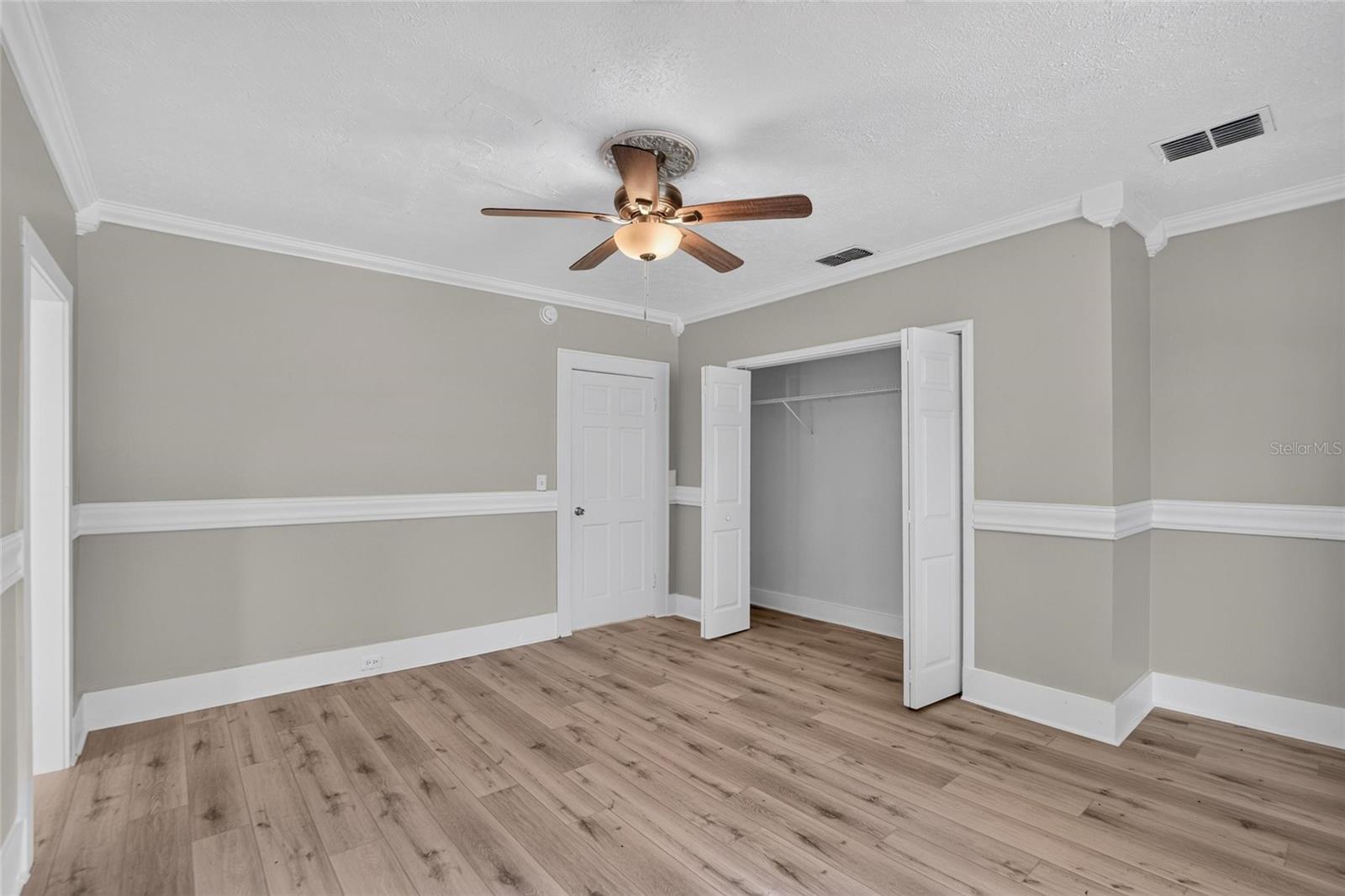 408 W HERRING ST — photo 32