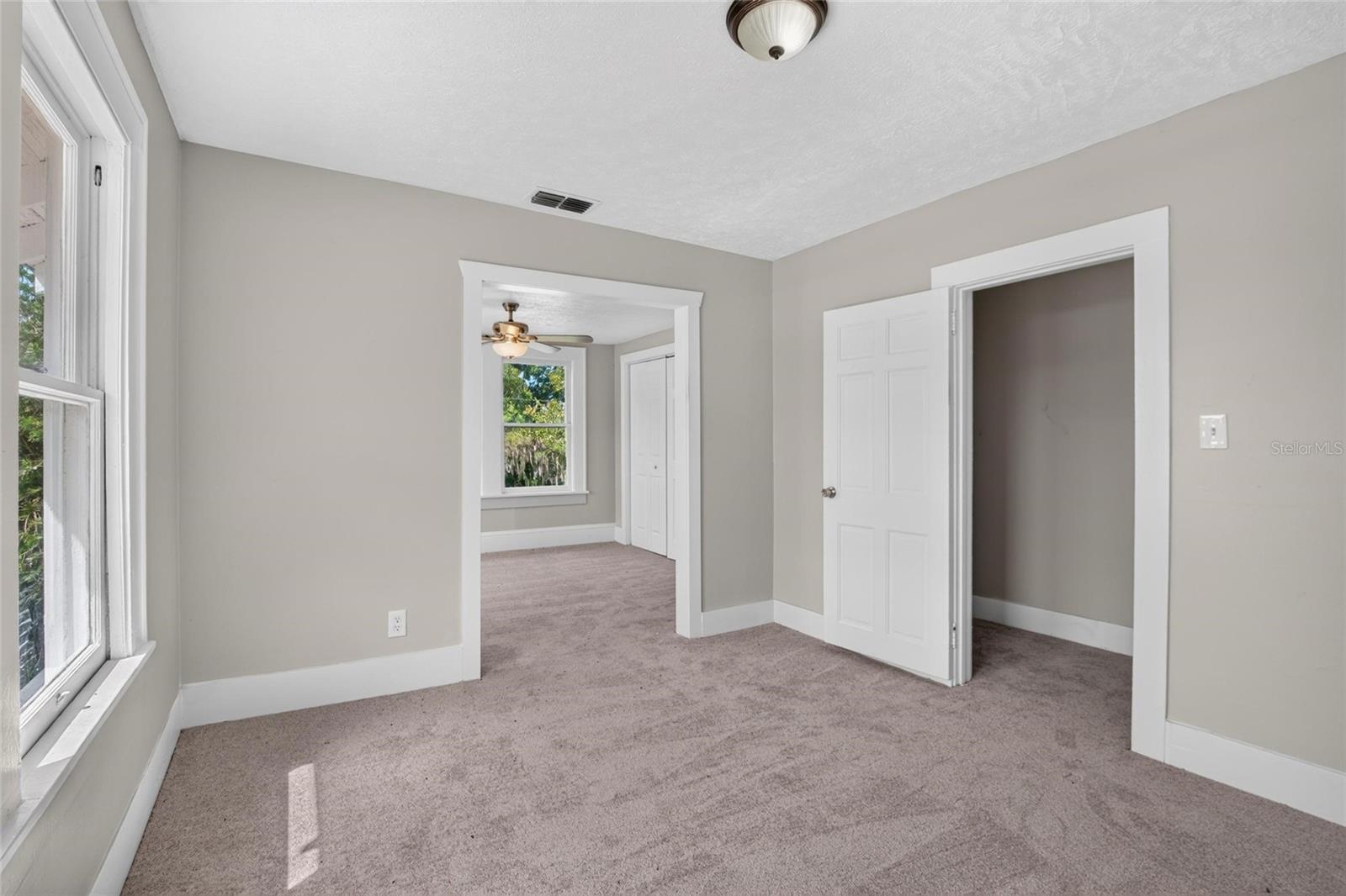 408 W HERRING ST — photo 49