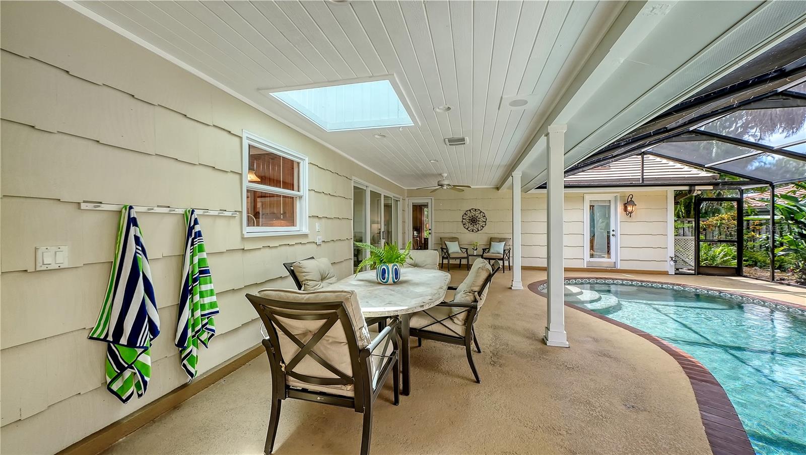 4887 PEREGRINE POINT CIR E — photo 41