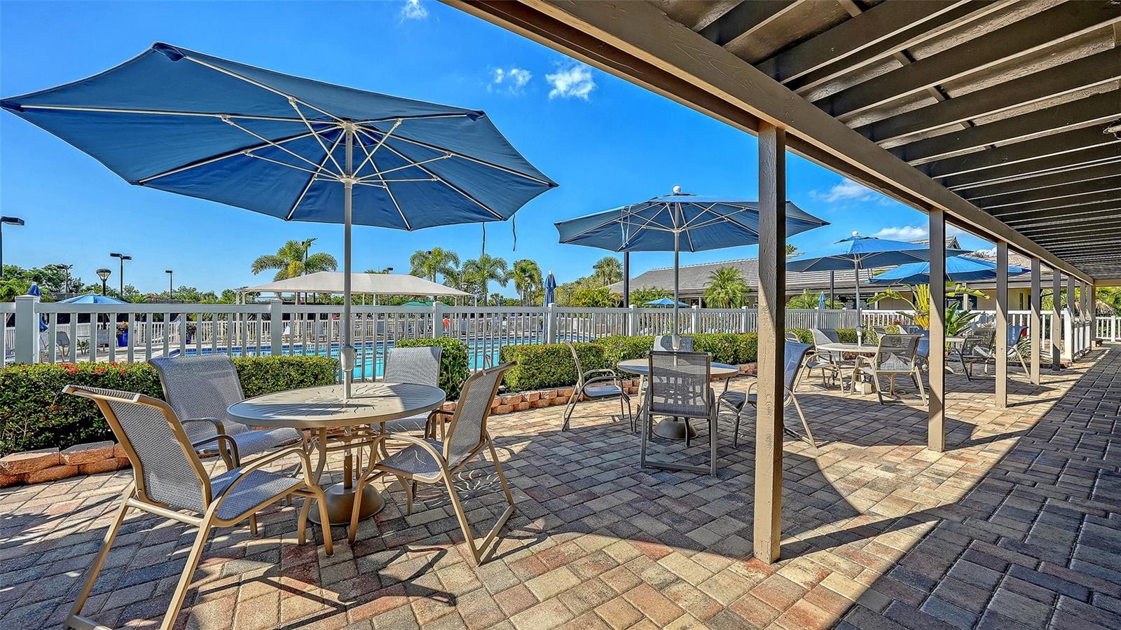 4887 PEREGRINE POINT CIR E — photo 54